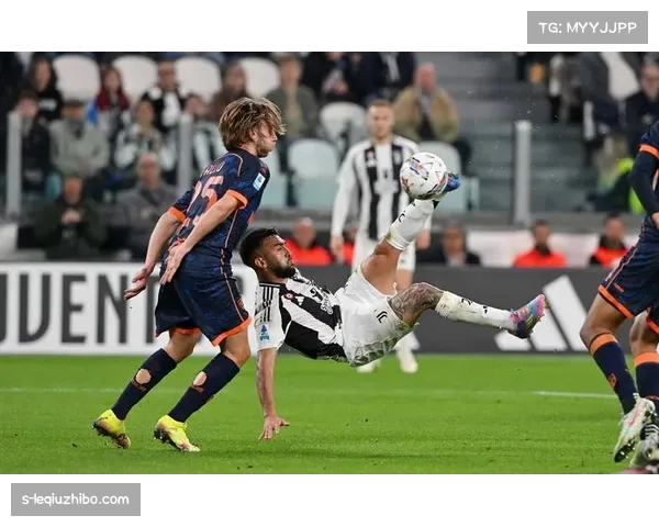 尤文图斯频繁开场丢球成隐患 高压逼抢与后场脱节矛盾凸显 尤文图斯频繁开场丢球成隐患 高压逼抢与后场脱节矛盾凸显